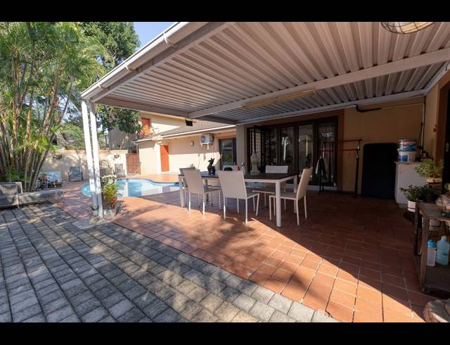 5 BEDROOM HOUSE FOR SALE IN BALLITO CENTRAL